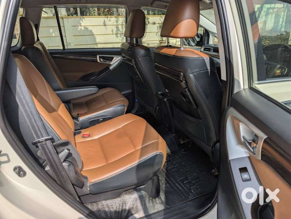 Toyota Innova Crysta 2.8z Automatic, 2019, Diesel