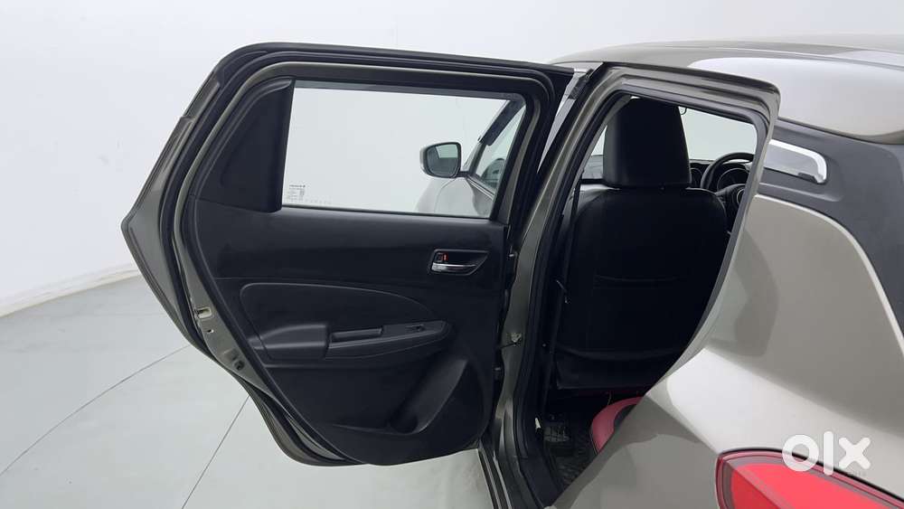 Maruti Suzuki Swift 1.3 Zxi, 2023, Petrol