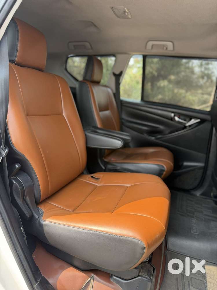 Toyota Innova Crysta 2.4 G Mt, 2017, Diesel