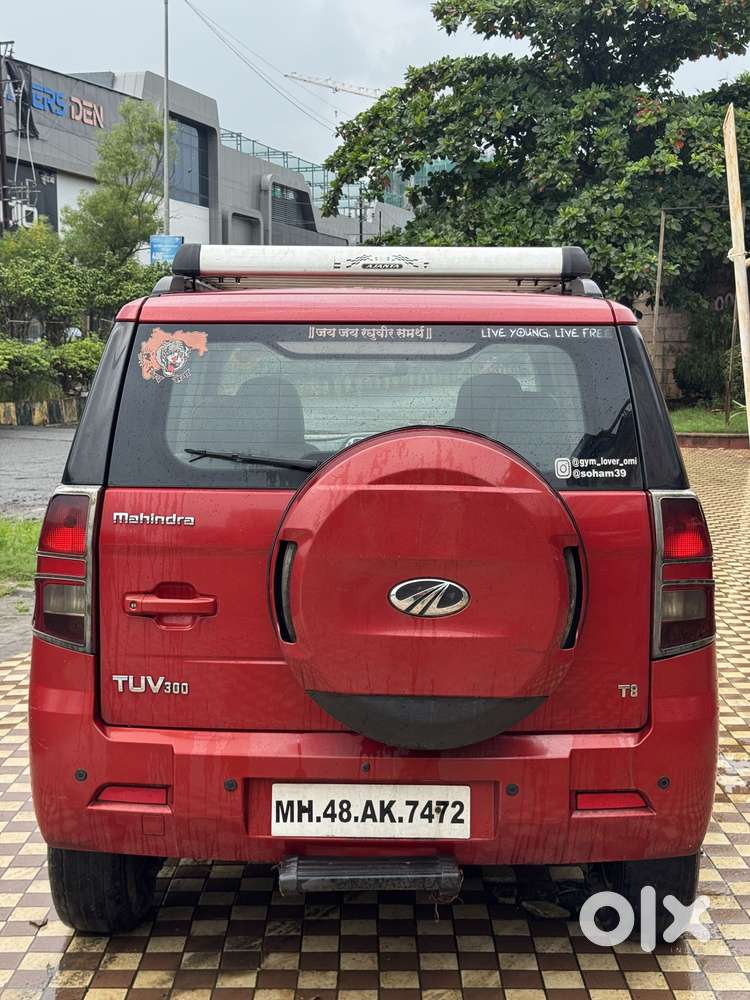 Mahindra Tuv 300 Mhawk100 T8 Dual Tone, 2016, Diesel