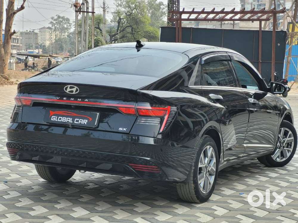 Hyundai Verna 1.5 Sx Petrol Mt, 2024, Petrol