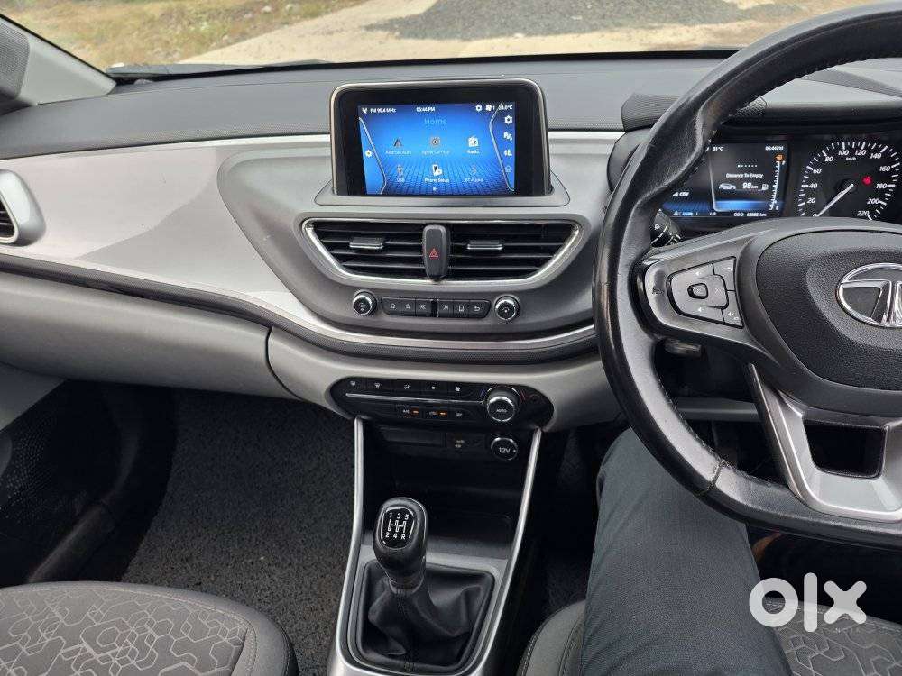 Tata Altroz Xz, 2020, Petrol
