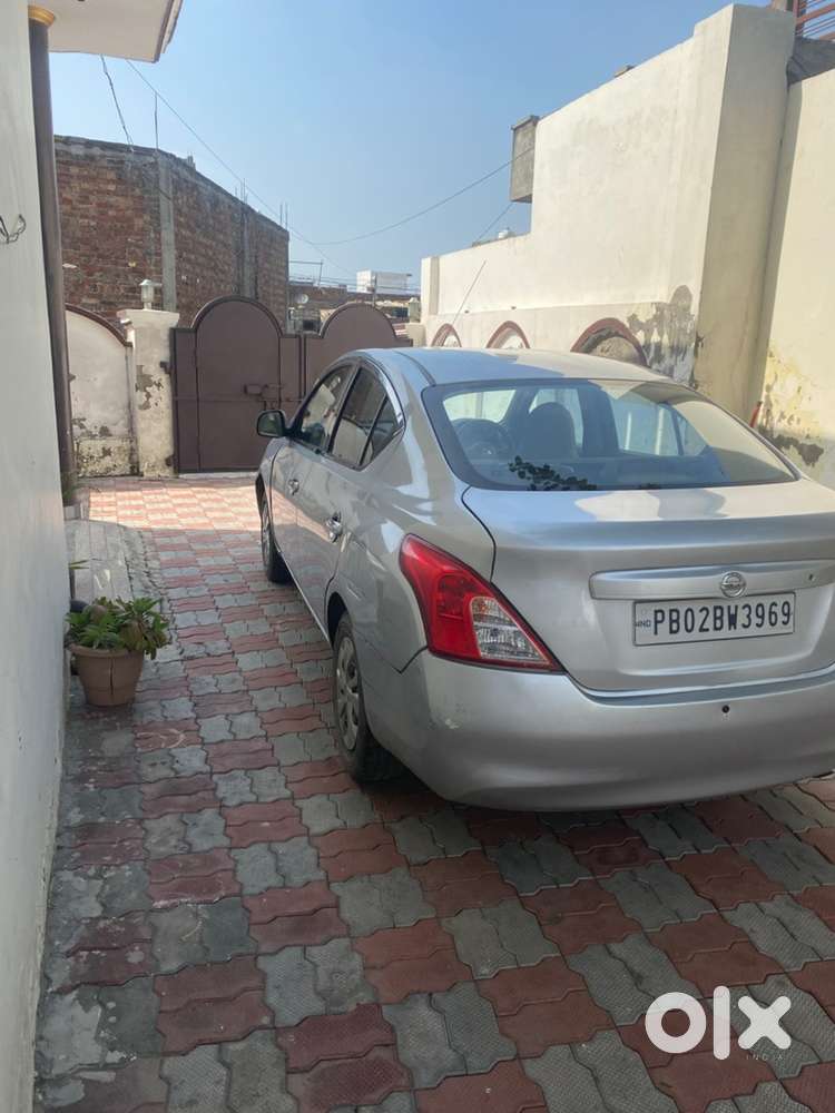 Nissan Sunny Petrol 2012