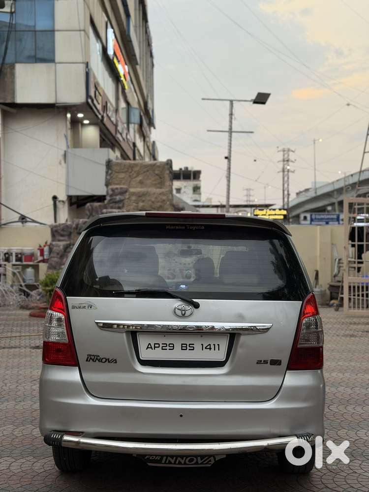 Toyota Innova 2.5 V 7 Str, 2012, Diesel