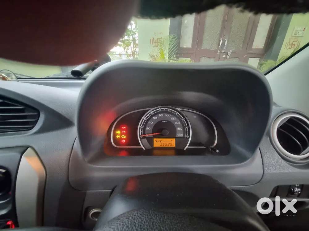 Maruti Suzuki Alto 800 2014 Petrol 35500 Km Driven