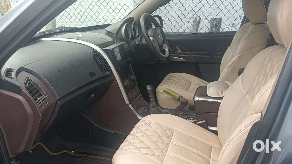 Mahindra Xuv500 2012