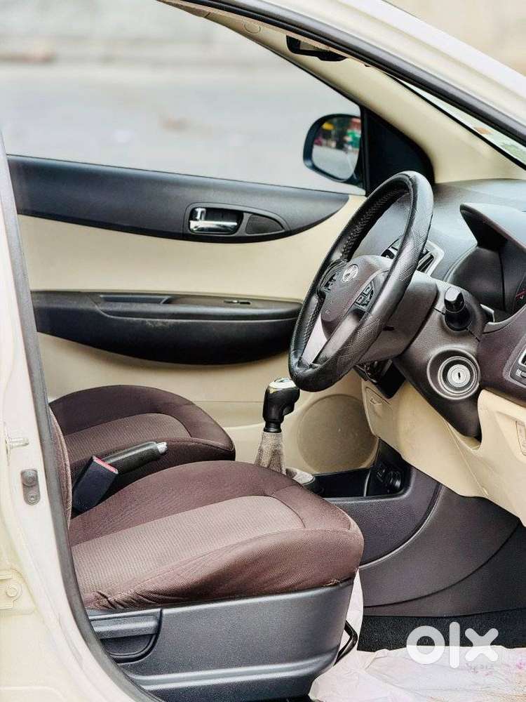 Hyundai I20 Sportz 1.4 Crdi, 2012, Diesel