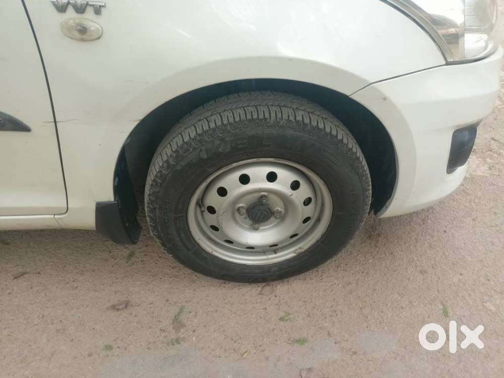 Maruti Suzuki Dzire 1.2 Vxi, 2013, Petrol