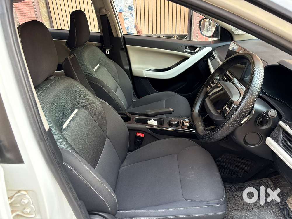 Tata Nexon Creative Plus S 1.2 Revotron Petrol 6 Amt Dt, 2024, Petro..