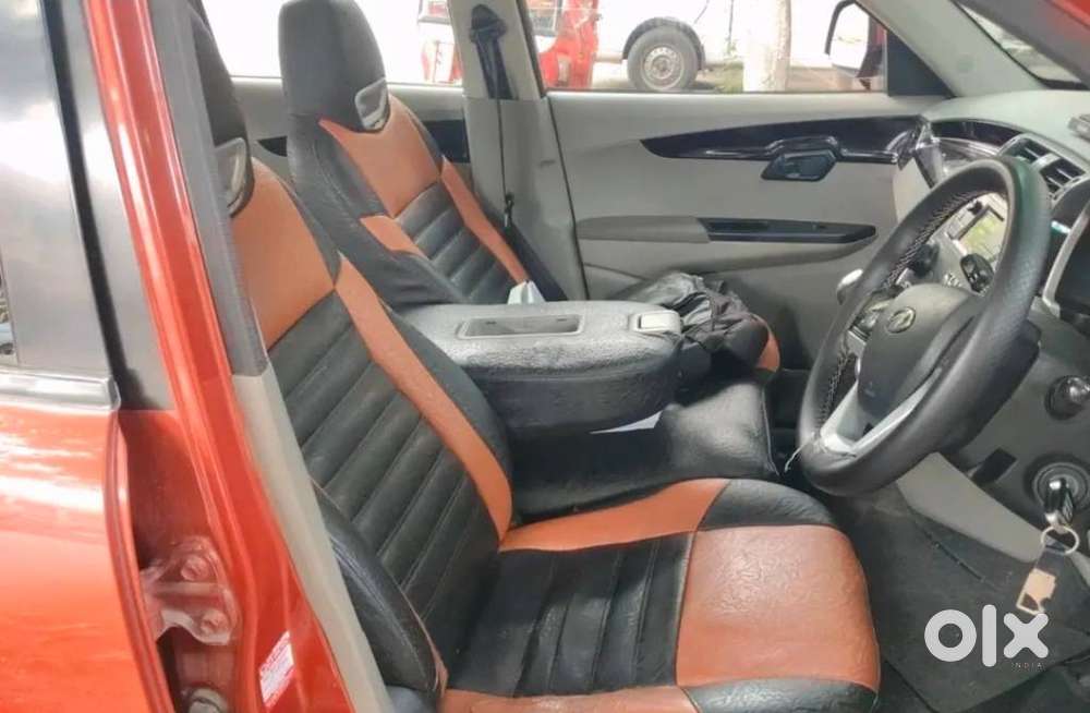 Mahindra Kuv 100 D75 K8 Dual Tone, 2019, Diesel