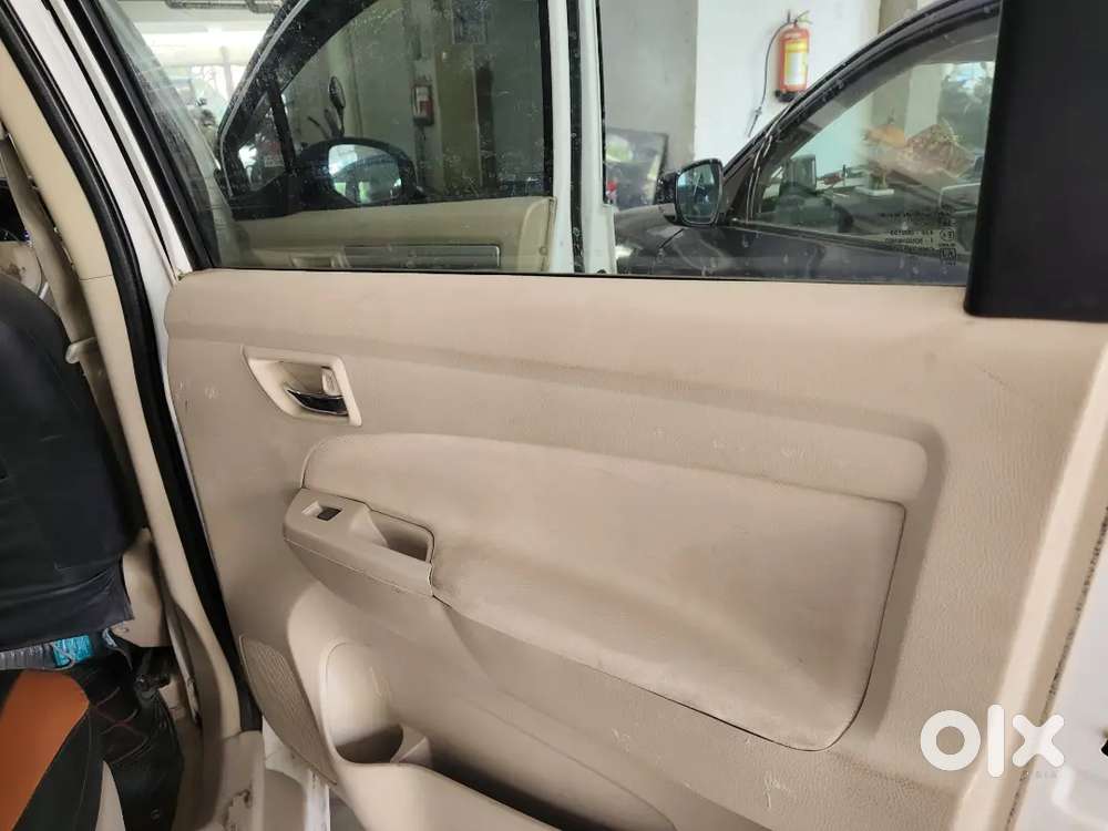 Maruti Suzuki Ertiga Vdi 2017