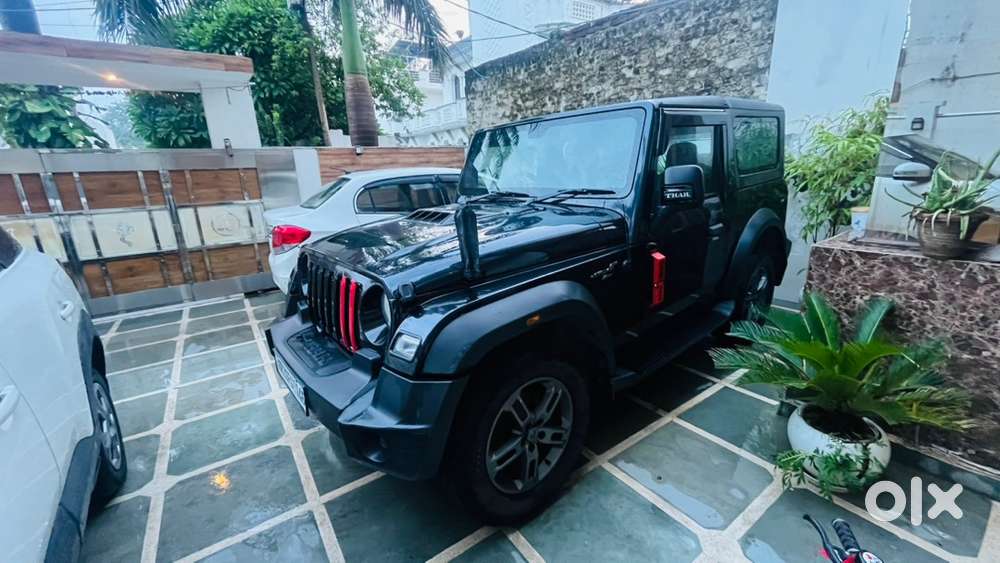 Mahindra Thar Petrol 2024