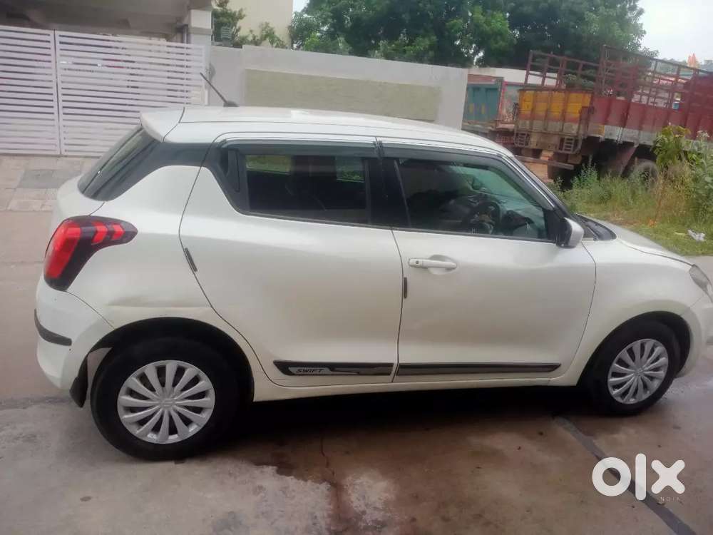 Maruti Suzuki Swift 2020 Petrol 117000 Km Driven