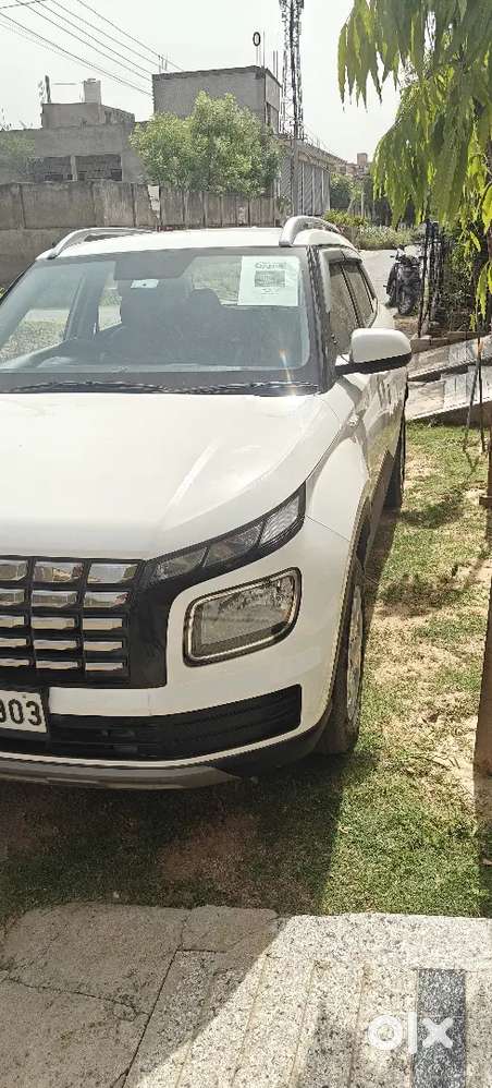 Hyundai Venue 2022 Petrol Good Condition