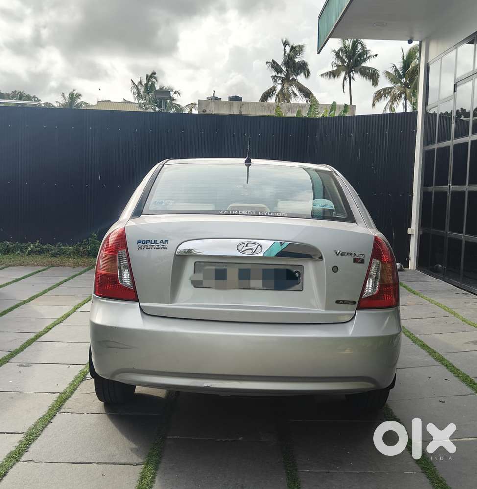 Hyundai Verna Sx Petrol At, 2009, Petrol