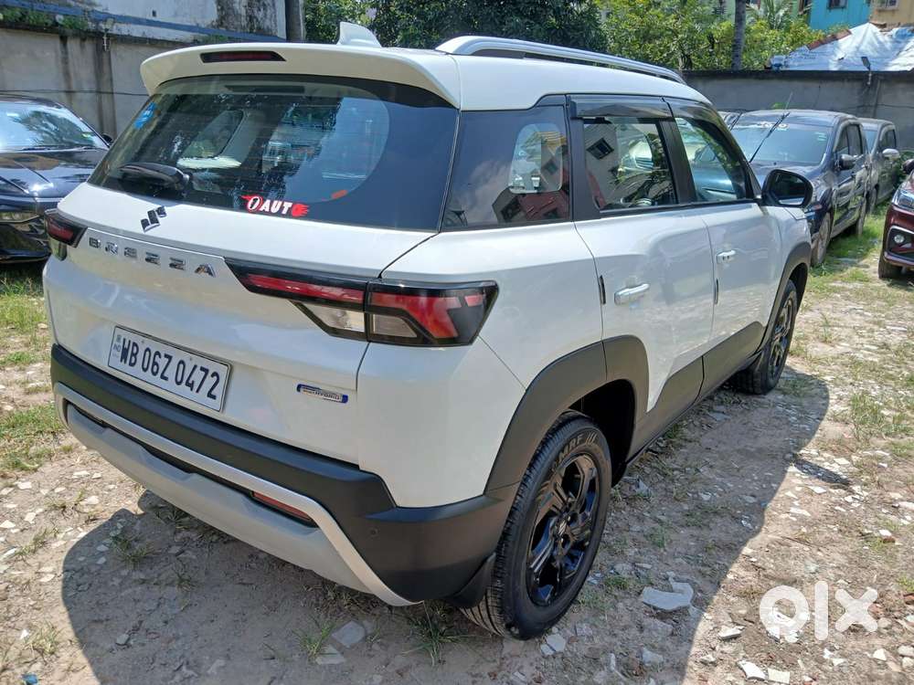 Maruti Suzuki Brezza 1.5 Zxi Smart Hybrid, 2023, Petrol