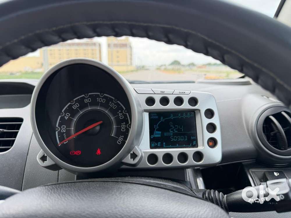 Chevrolet Beat Petrol 2012