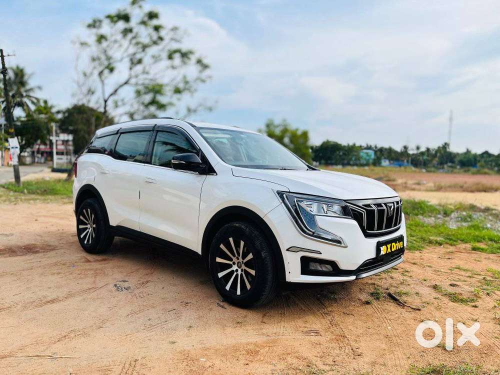 Mahindra Xuv700 2.2 Mx Diesel Mt 5 Str, 2023, Diesel