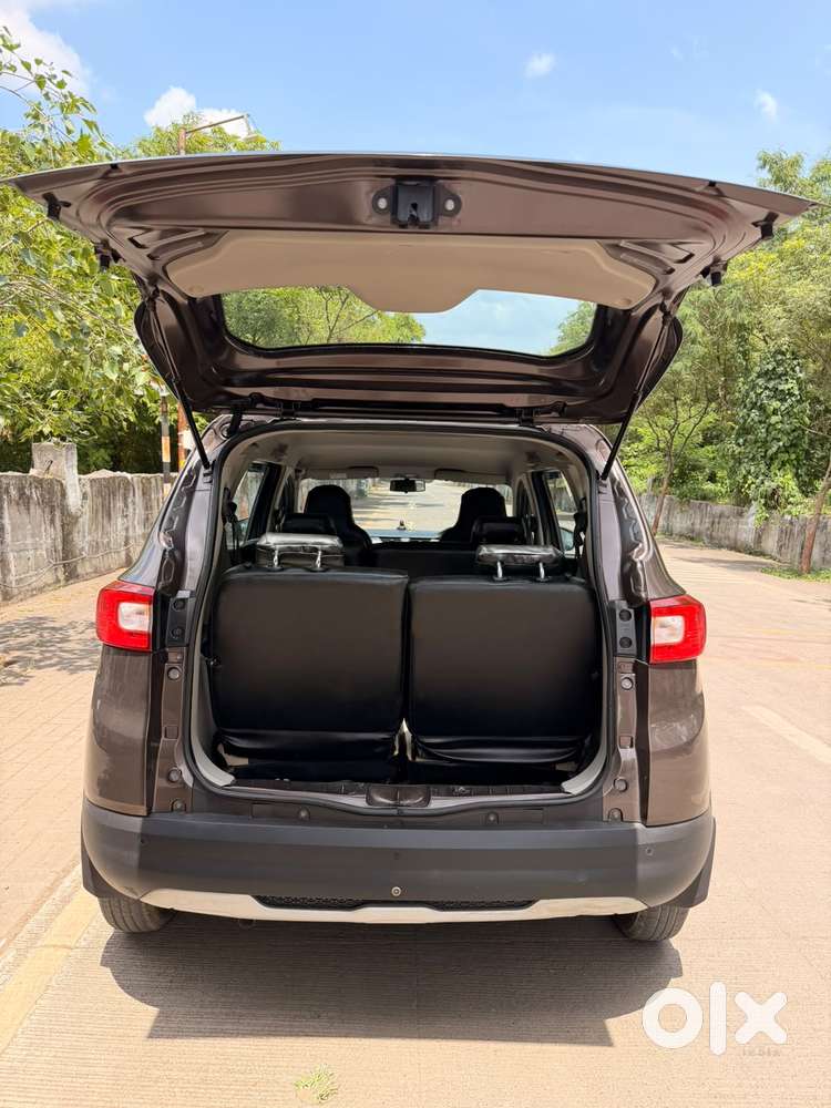 Renault Triber Rxt, 2022, Petrol