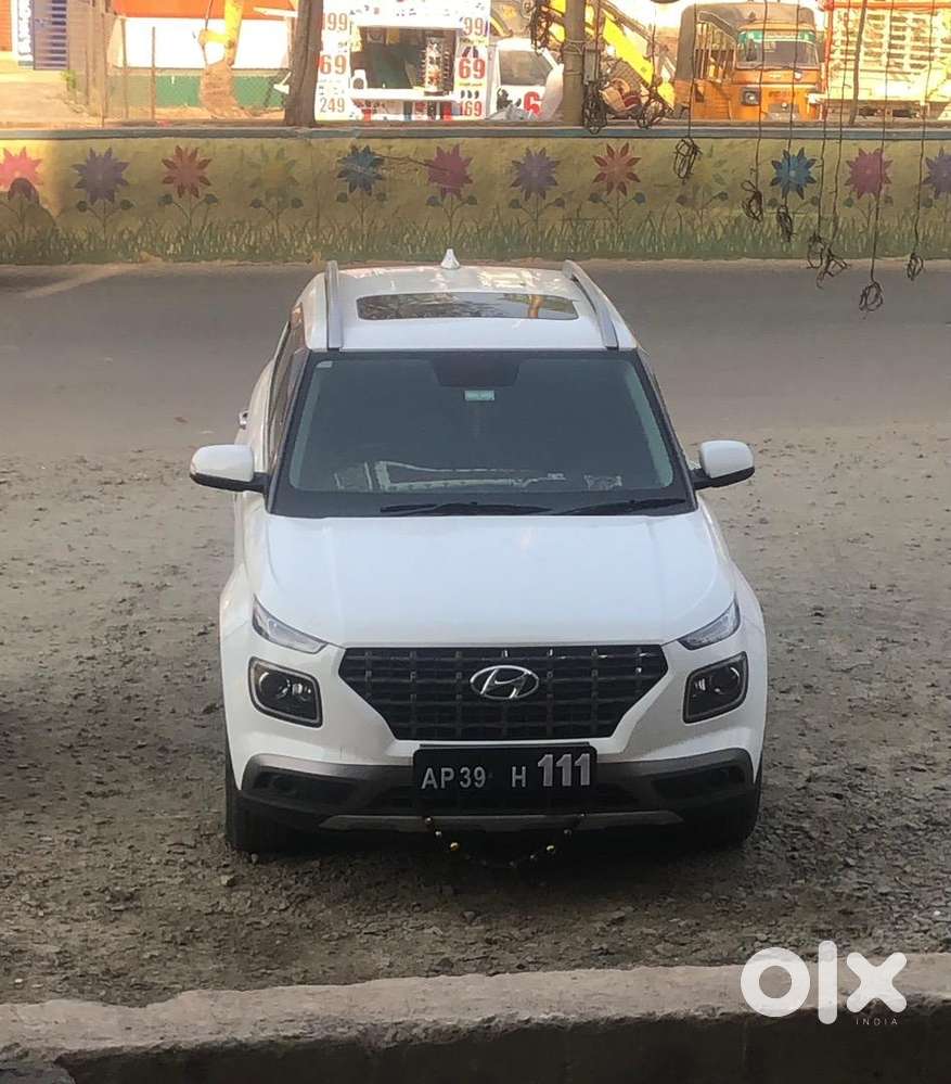 Hyundai Venue Sxo 2020 Diesel Well Maintained
