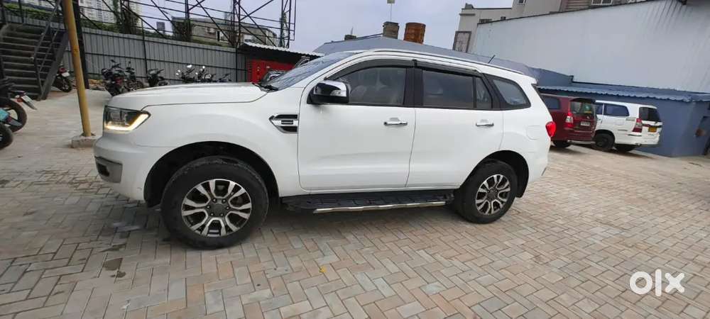 Ford Endeavour 2020 Titanium Plus