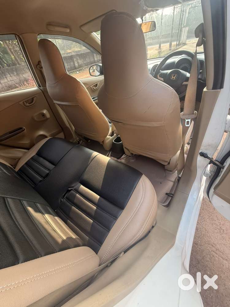 Honda Brio 2012 Petrol Well Maintained