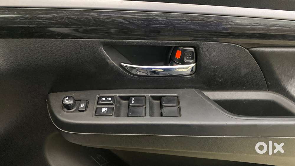 Maruti Suzuki Xl6 Alpha, 2020, Petrol