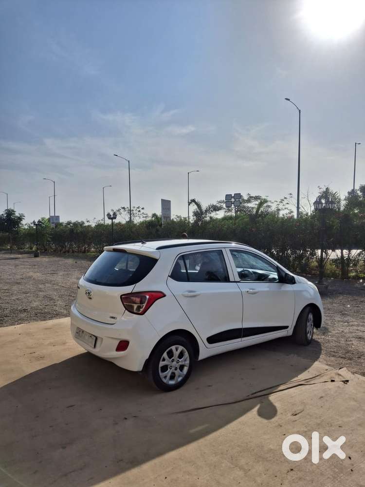 Hyundai Grand I10 1.1 Crdi Sportz, 2016, Diesel