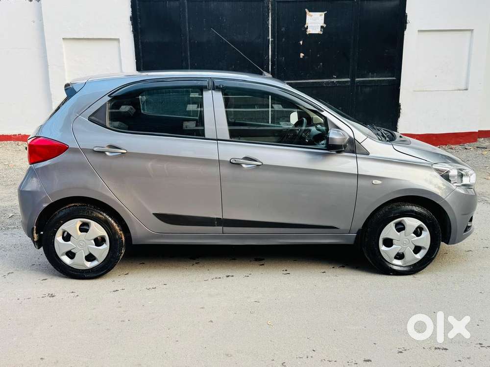 Tata Tiago 1.2 Revotron Xt, 2019, Petrol