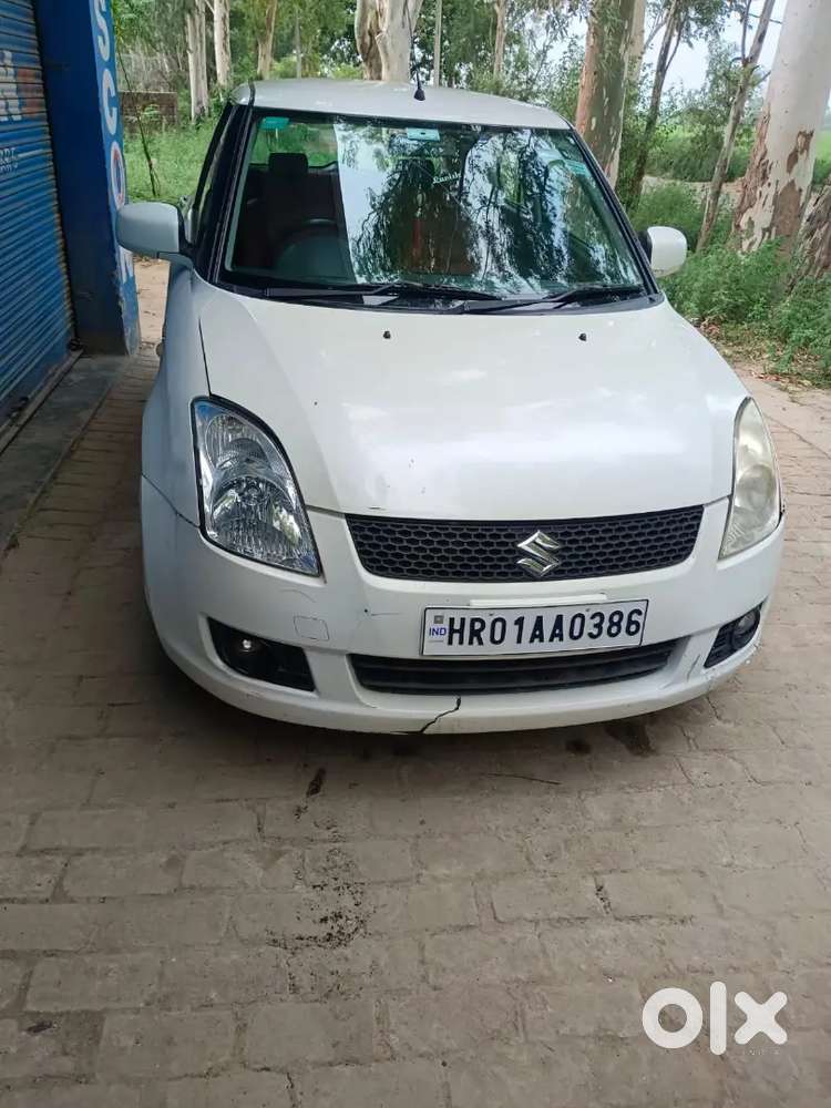 Maruti Suzuki Swift 2011 Petrol