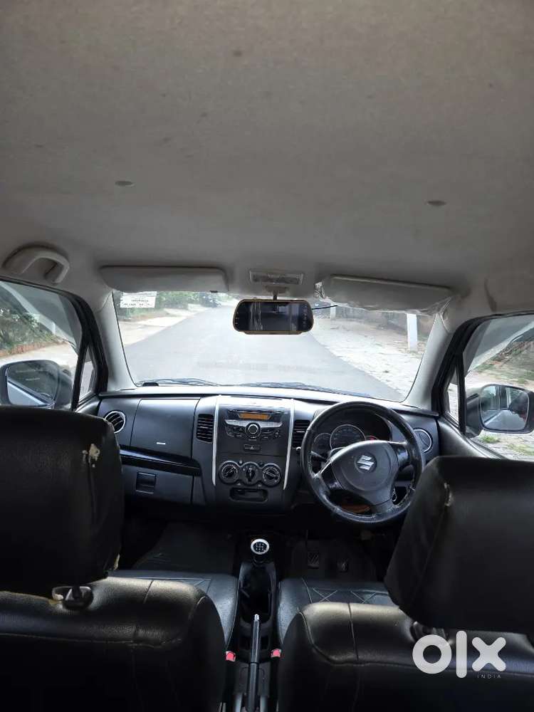 Maruti Suzuki Stingray 2015 Petrol Well Maintained