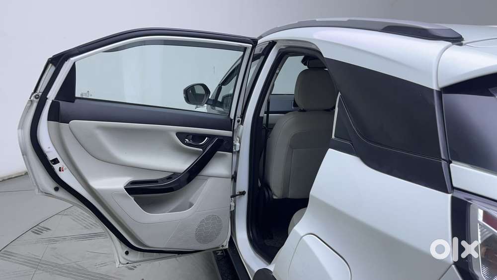 Tata Nexon 1.2 Revotron Xz Plus (l), 2023, Petrol