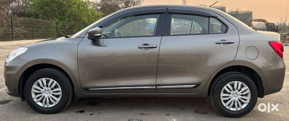 Maruti Suzuki Swift Dzire Vxi(o) Mt, 2021, Petrol