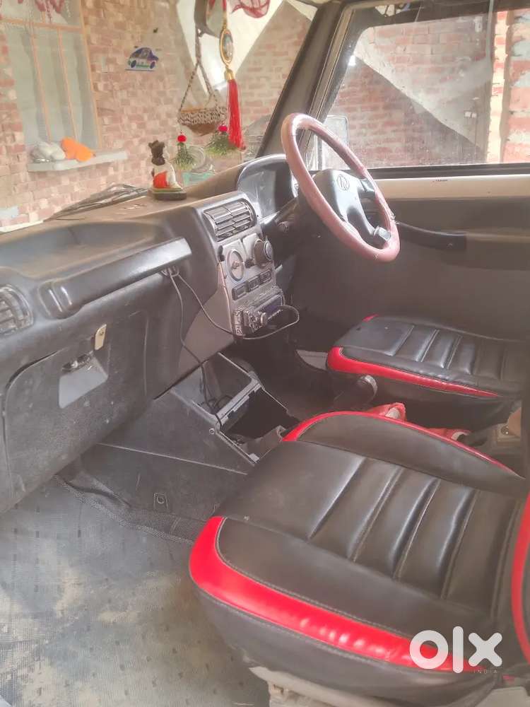 Mahindra Bolero Neo 2010