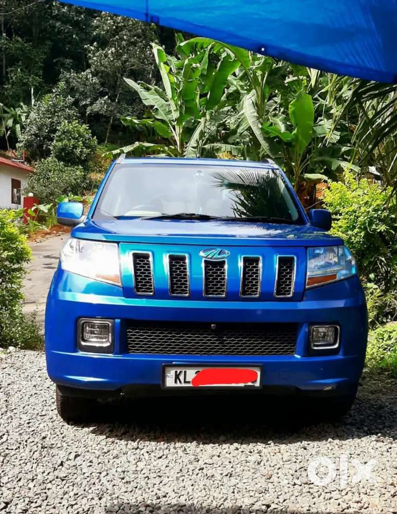Mahendra Tuv 300 T8 Amt