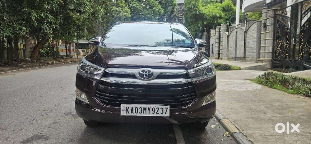 Toyota Innova Crysta 2.8z Automatic, 2016, Diesel