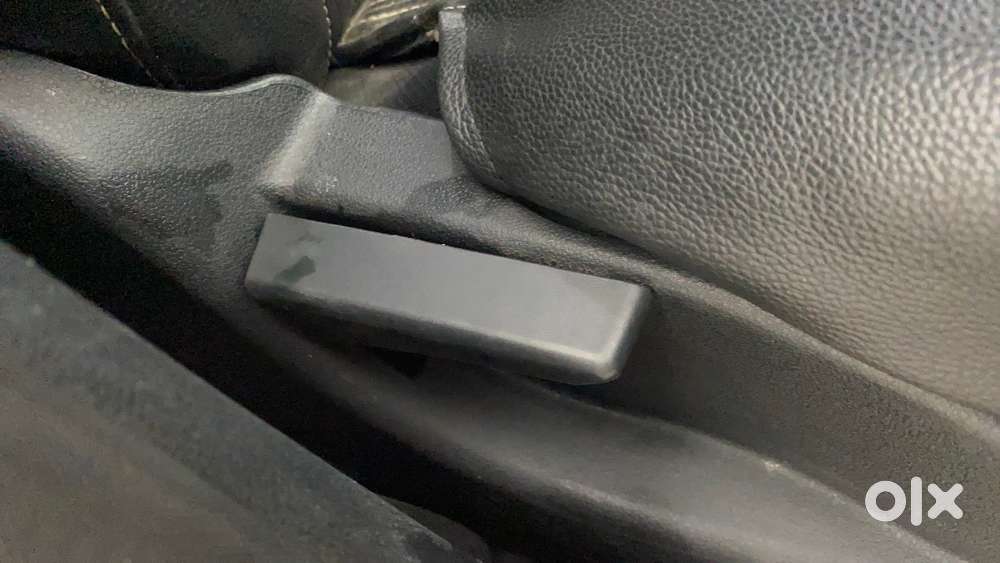 Tata Tiago Xe, 2016, Petrol