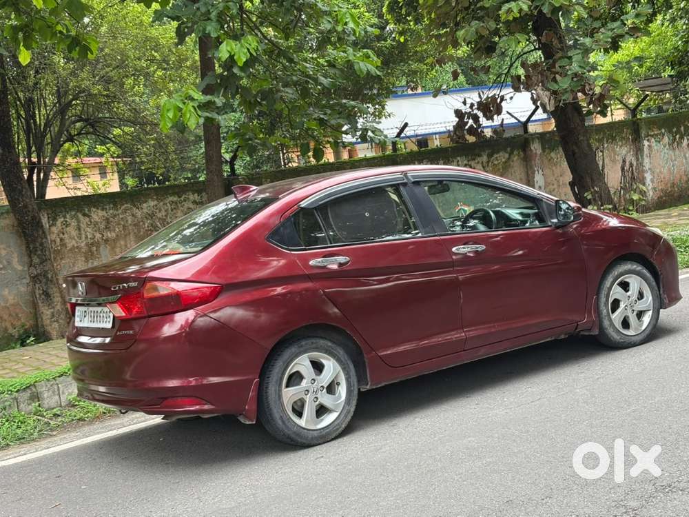 Honda City Diesel With Sunroof And Push Button Start