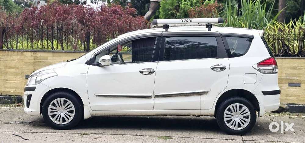 Maruti Suzuki Ertiga 1.4 Vxi Cng Anniversary Edition, 2015, Cng & Hy..