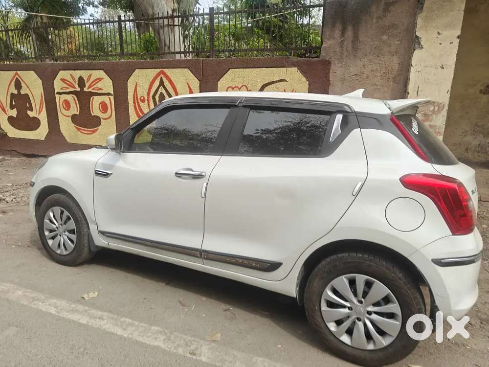 Maruti Suzuki Swift 2023 Petrol 45000 Km Driven