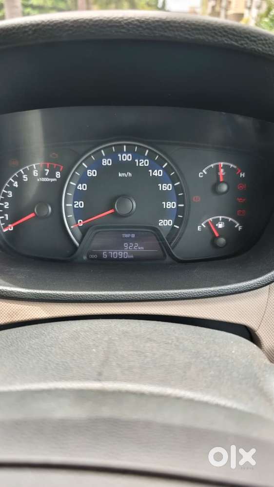 Hyundai Xcent Petrol Manual 2014