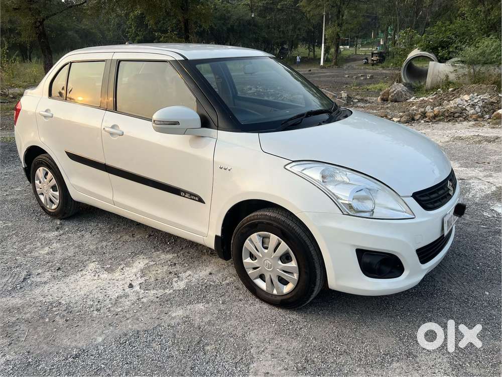 Maruti Suzuki Swift Dzire 1.2 Vxi Bsiv, 2014, Petrol