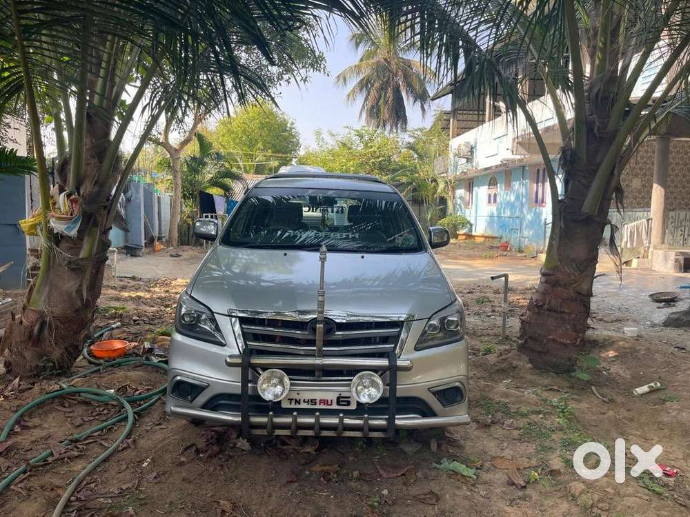 Toyota Innova 2011 Diesel 327000 Km Driven