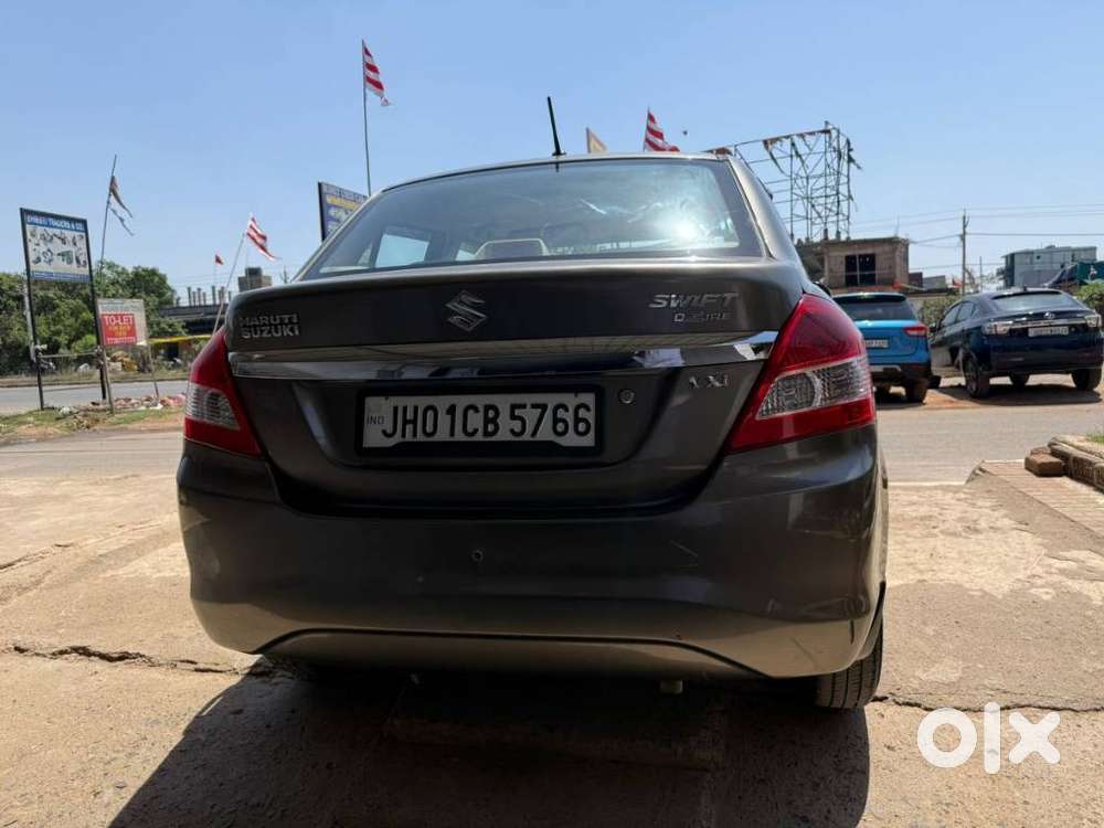 Maruti Suzuki Swift Dzire 1.2 Vxi Bsiv, 2016, Petrol