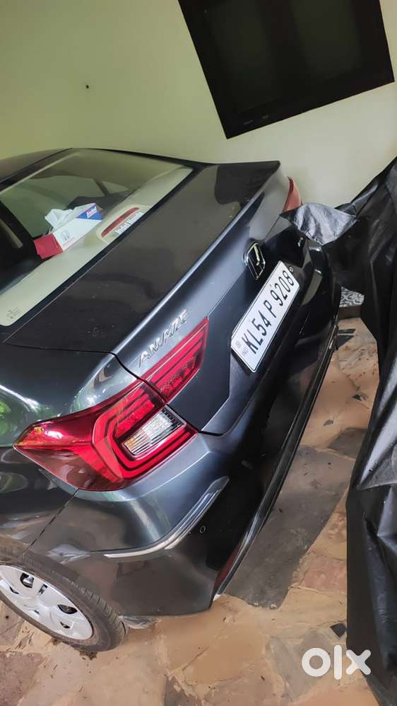 Honda Amaze 2023 S Petrol (i-vtec) – 5,600 Km  Single Owner
