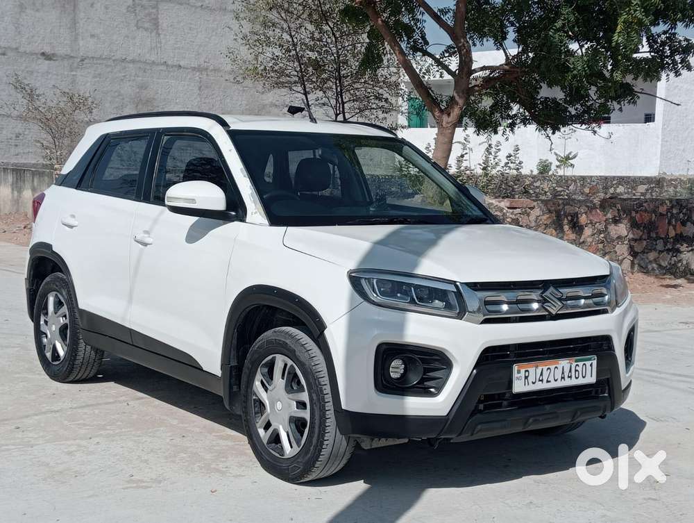 Maruti Suzuki Brezza Vxi At, 2020, Petrol