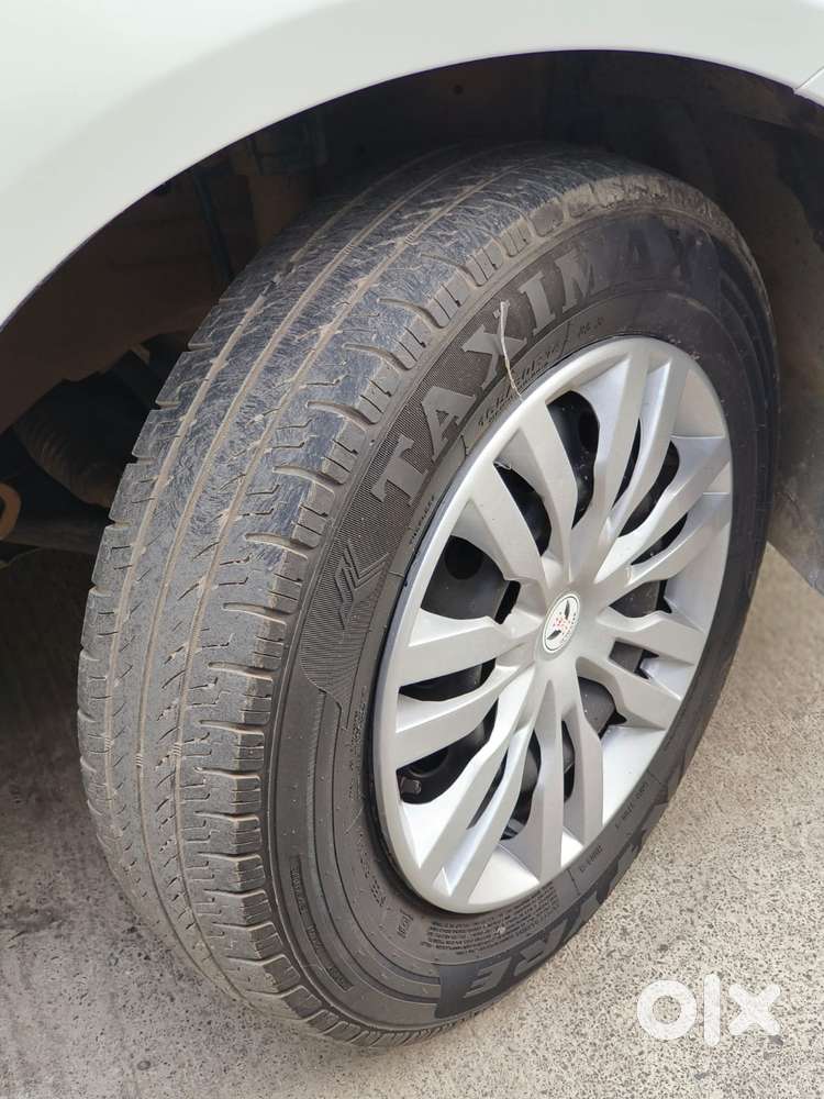 Maruti Suzuki Swift Vxi + Manual, 2015, Petrol