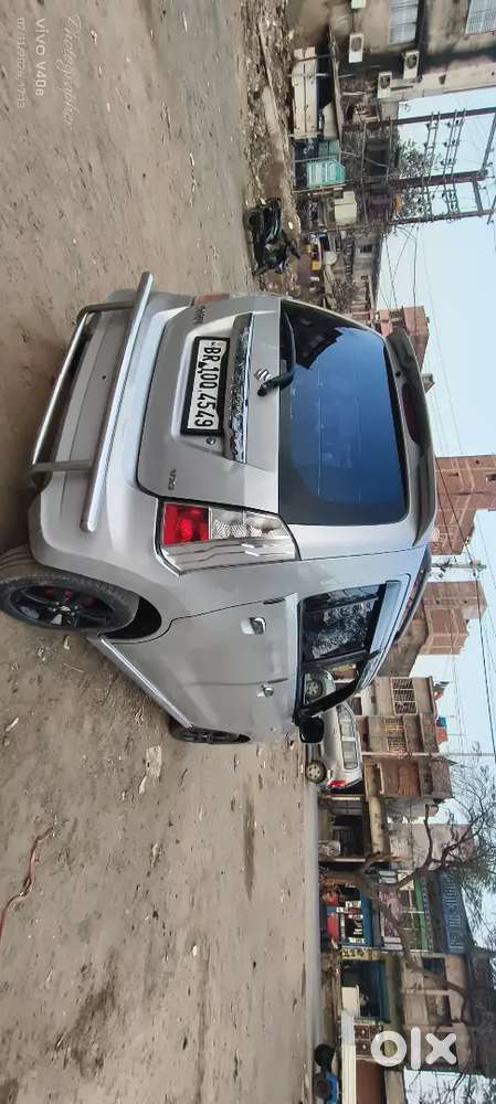 Well Maintained Car All Tyre New New Music Sistem