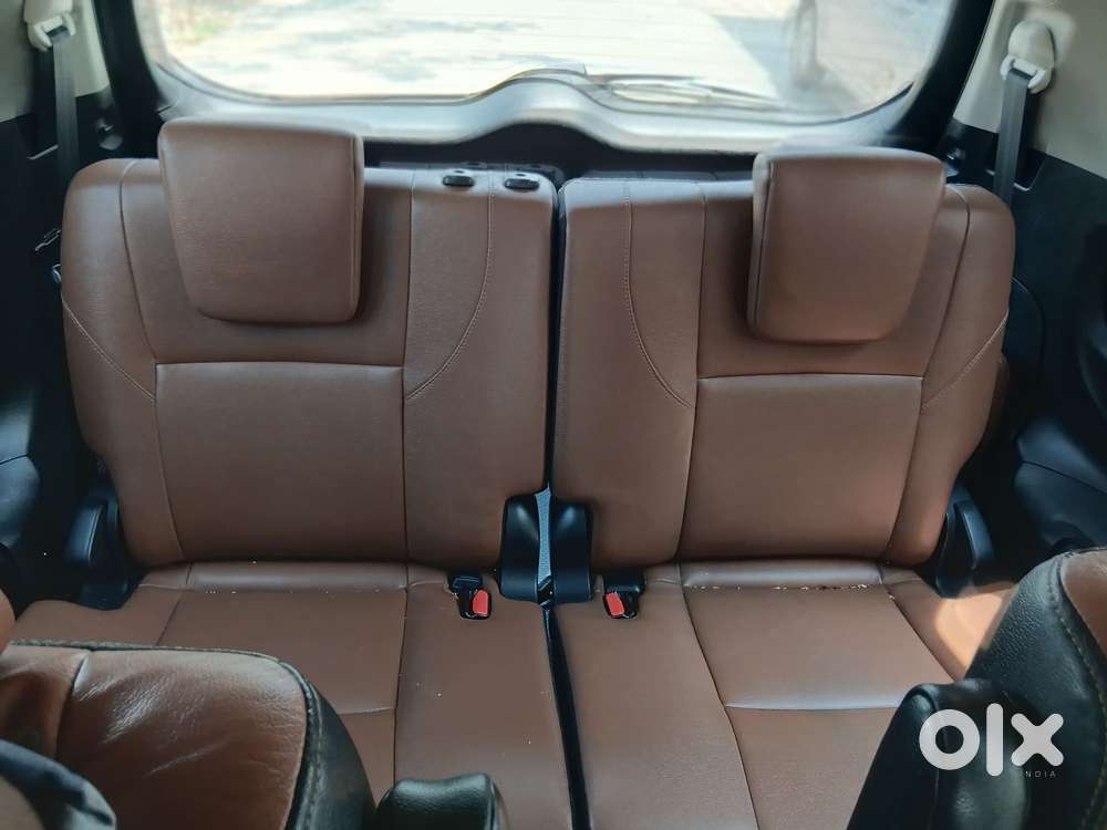 Toyota Innova Crysta 2.8z Automatic, 2016, Diesel