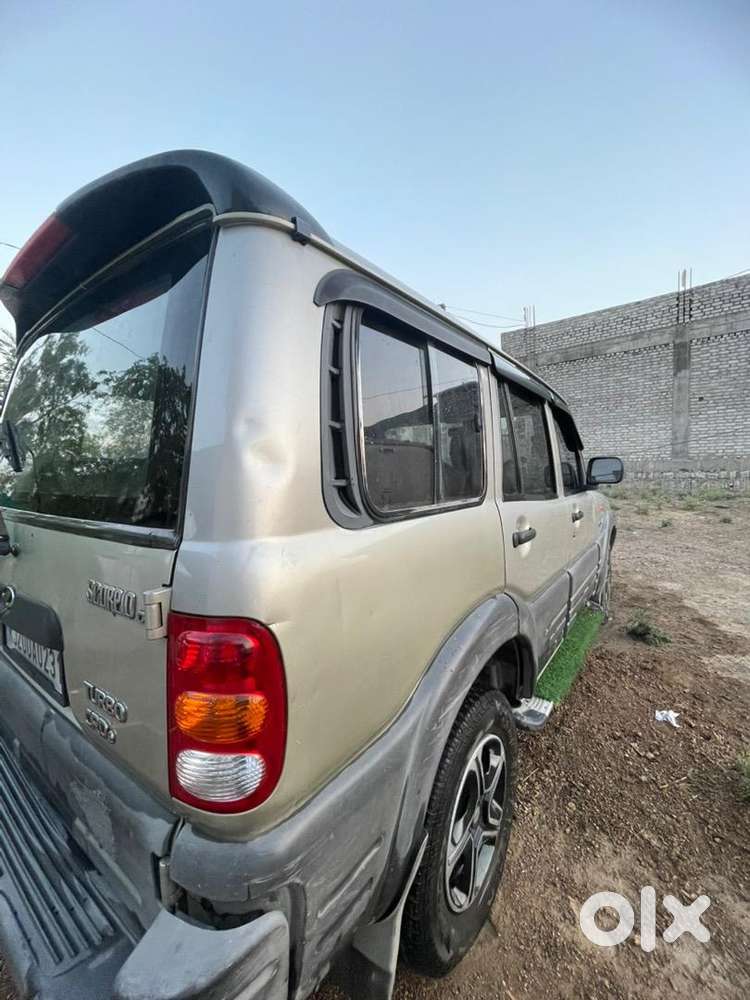 Mahindra Diesel Car 2006